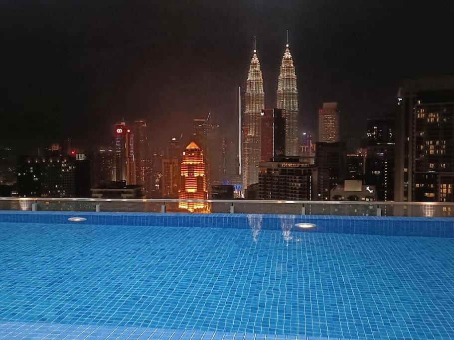 Pangsapuri Col 171a Modern Balcony Klcc View & Infinity Pool *