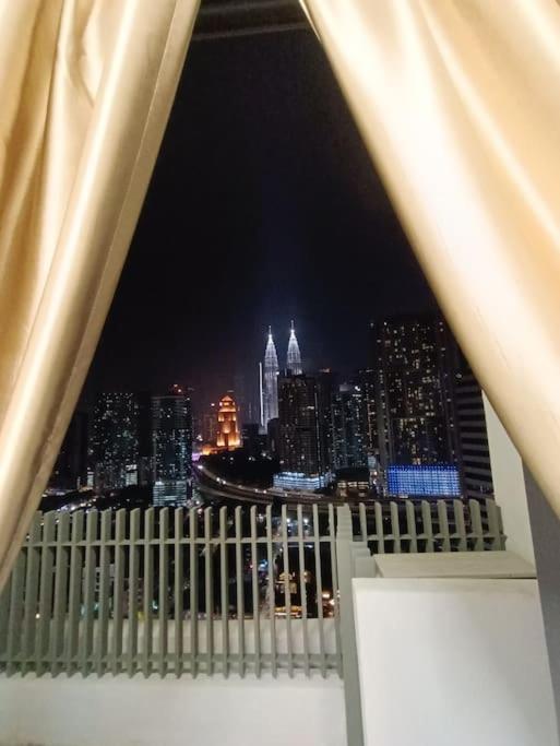 Pangsapuri Col 171a Modern Balcony Klcc View & Infinity Pool