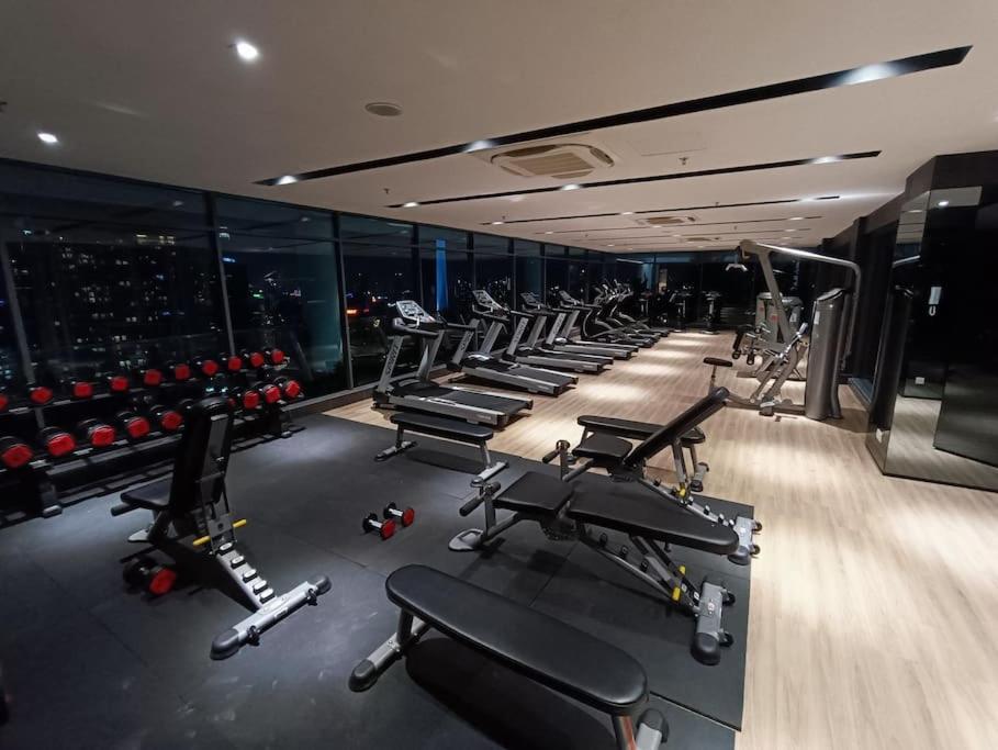 Pangsapuri Col 171a Modern Balcony Klcc View & Infinity Pool *